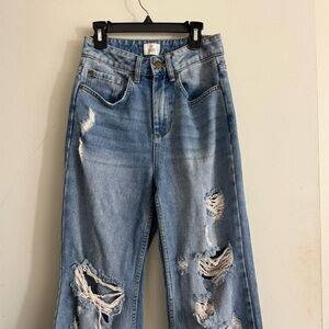 Classic Light Blue Distressed Boyfriend Jeans